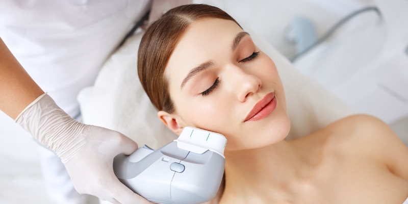 How Fat Freezing and HIFU Work Together? 4 book a personalised consultation of Fat Freezing and HIFU Together Brentford