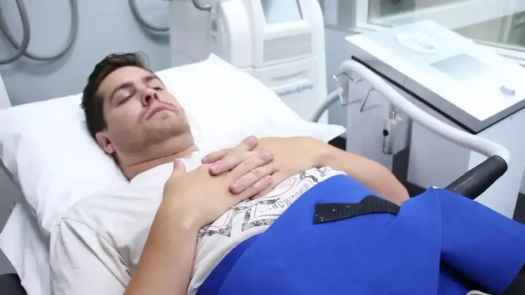 Transforming Bodies: Celebrity Success Stories and the Truth Behind Body Contouring 2 Image of male having body contouring Brentford treatment
